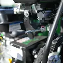 Levier de commande hydraulique du dumper Chargeur Plus, utilisé pour actionner la benne basculante