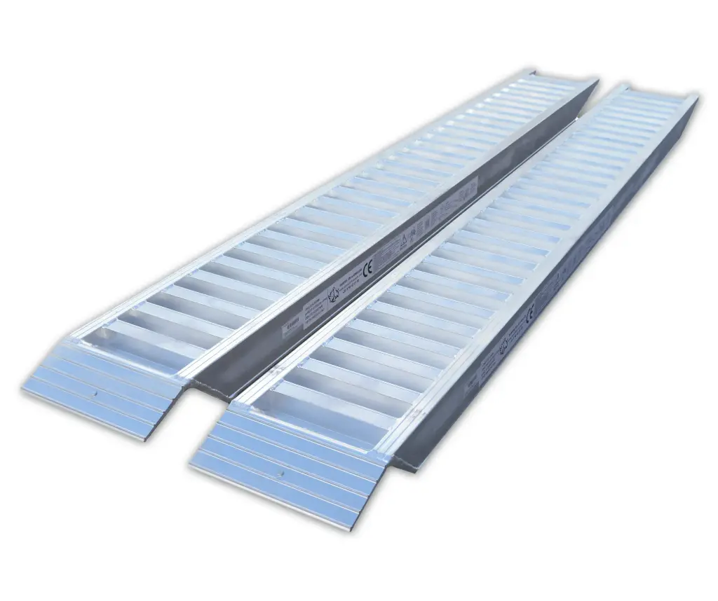 PAIRE DE RAMPES DE CHARGEMENT 4 METRES 